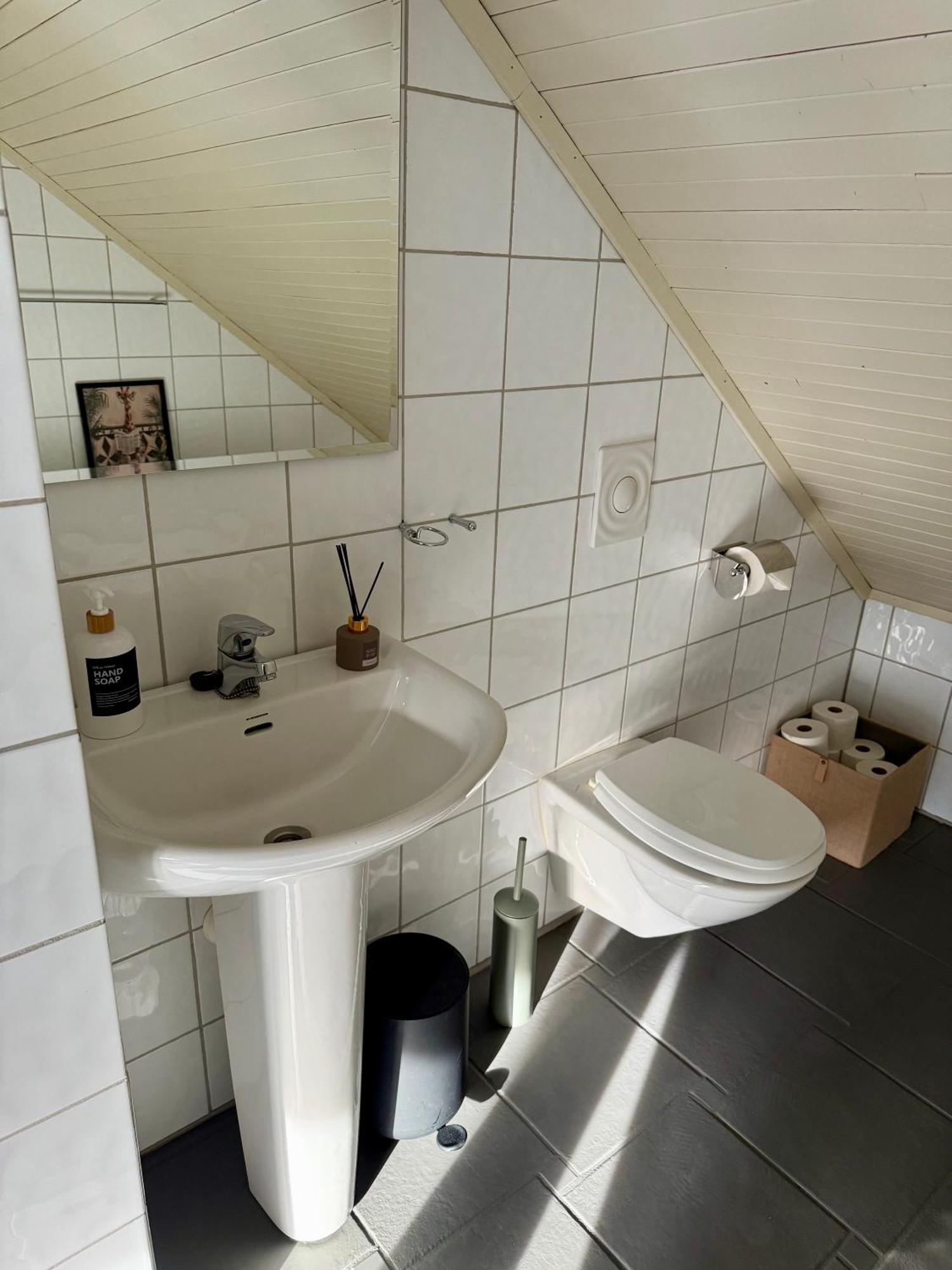 5 Bedroom With Svolvaergeita View
