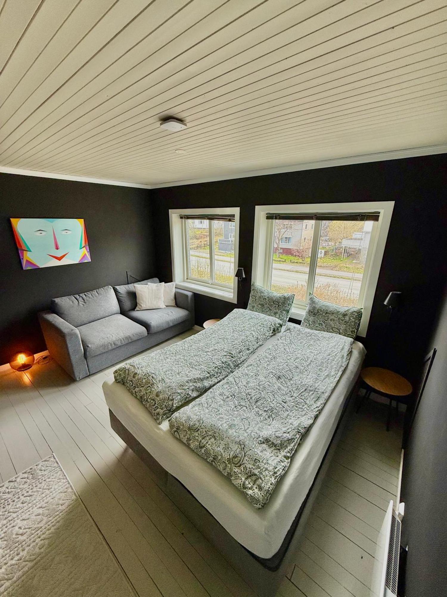Villaer 5 Bedroom With Svolvaergeita View