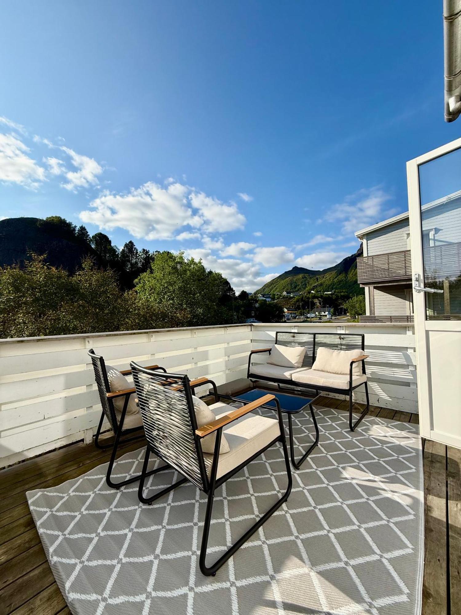 5 Bedroom With Svolvaergeita View